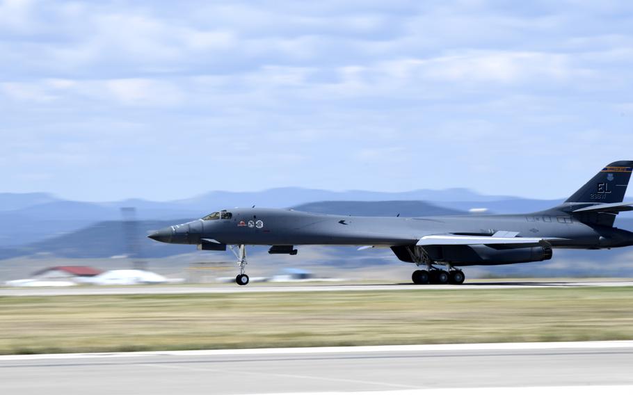 A B-1B Lancer assigned to the 28th Bomb Wing lands at Ellsworth Air Force Base, S.D., Aug. 20, 2022, after completing a long-duration mission to the Indo-Pacific region. 