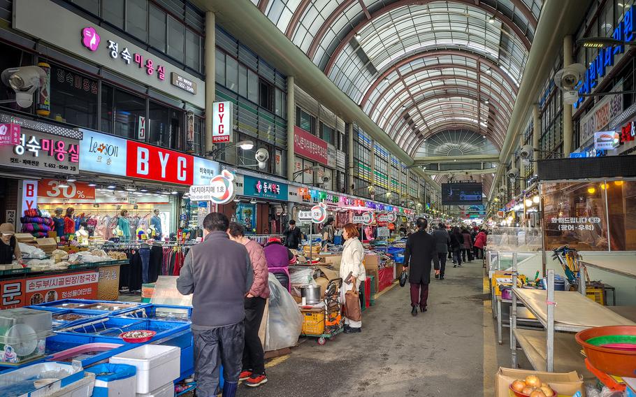 Tongbok Traditional Market in Pyeongtaek, South Korea, offers everything from the catch of the day to a new pair of jeans.