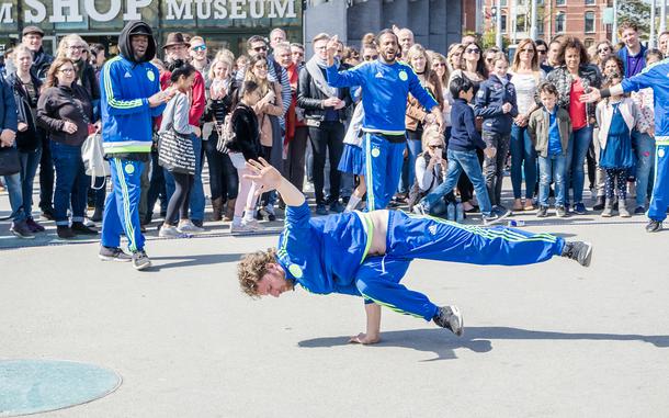 Street performers abound at many European summer festivals.