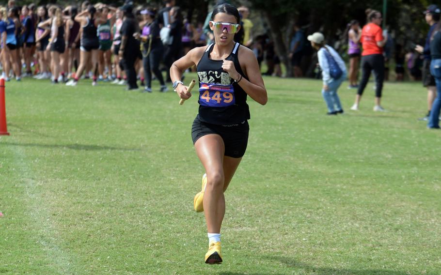 Cassandra Jarzabek runs the course.