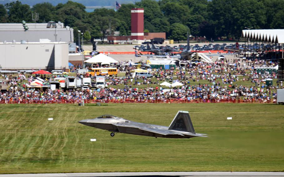 A U.S. Air Force F-22 Raptor Superfighter from the 1st Fighter Wing at Langley Air Force Base, Va., performs during the Selfridge Air National Guard Base Open House and Air Show on July 9, 2022.