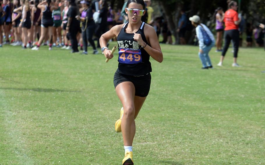 Cassandra Jarzabek sets a strong pace.