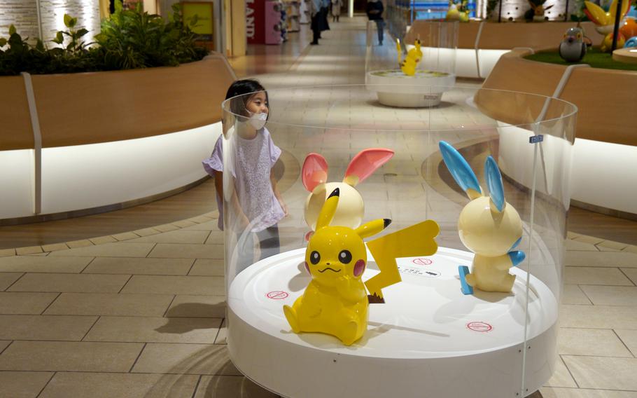 Popular destinations inside Sunshine City include the Pokémon Center and Sky Circus, an observatory on the top floor that includes virtual reality exhibits, such as a virtual ride on a swing coaster over Ikebukuro, Tokyo.