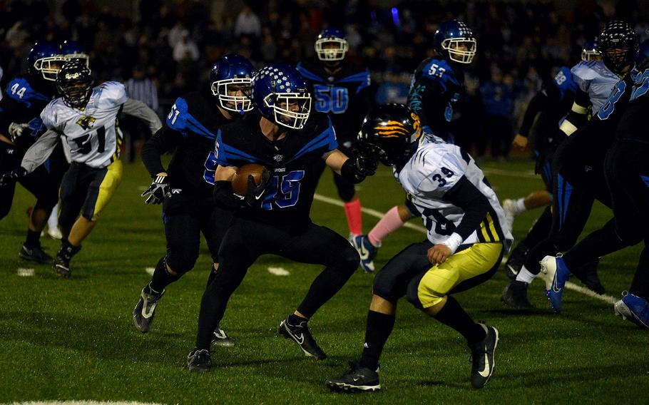 Kydan Echard makes a move on the field.
