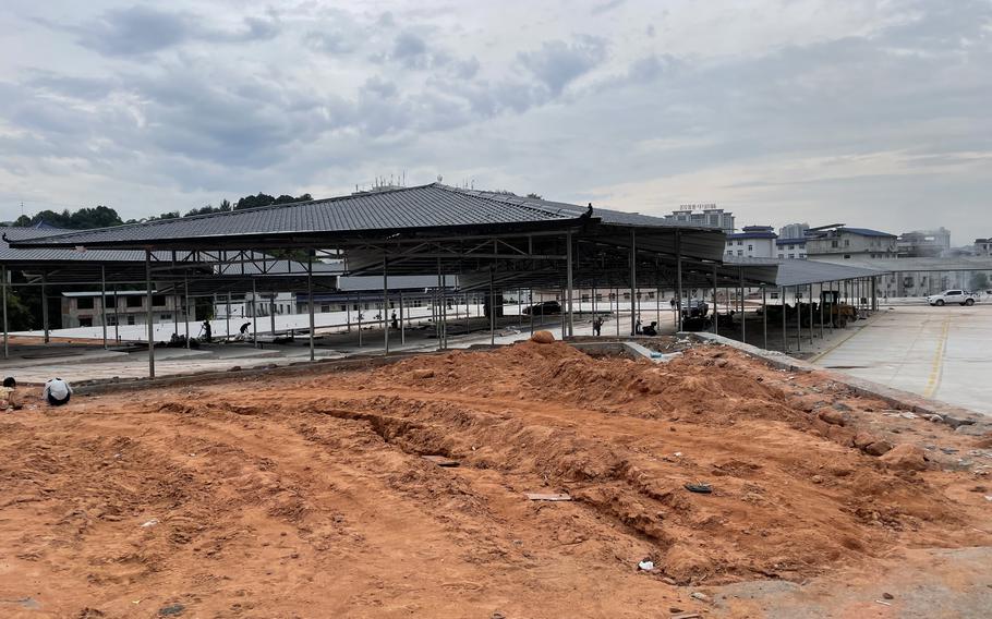 A new community market under construction in China’s Enshi city. At least six markets were permanently shut down in the city during the first three months of 2020 to comply with sanitation orders as the coronavirus emerged. 