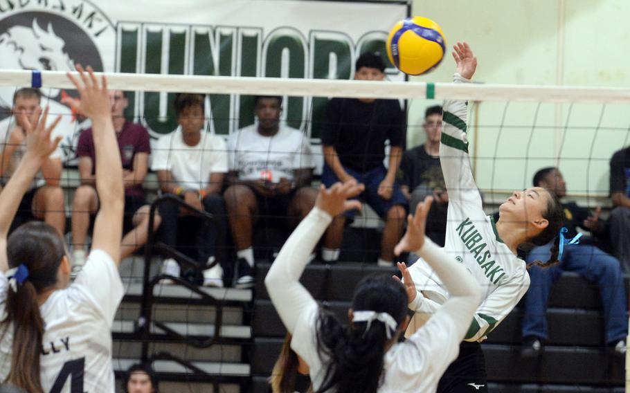 Yuri Biggins at the net.