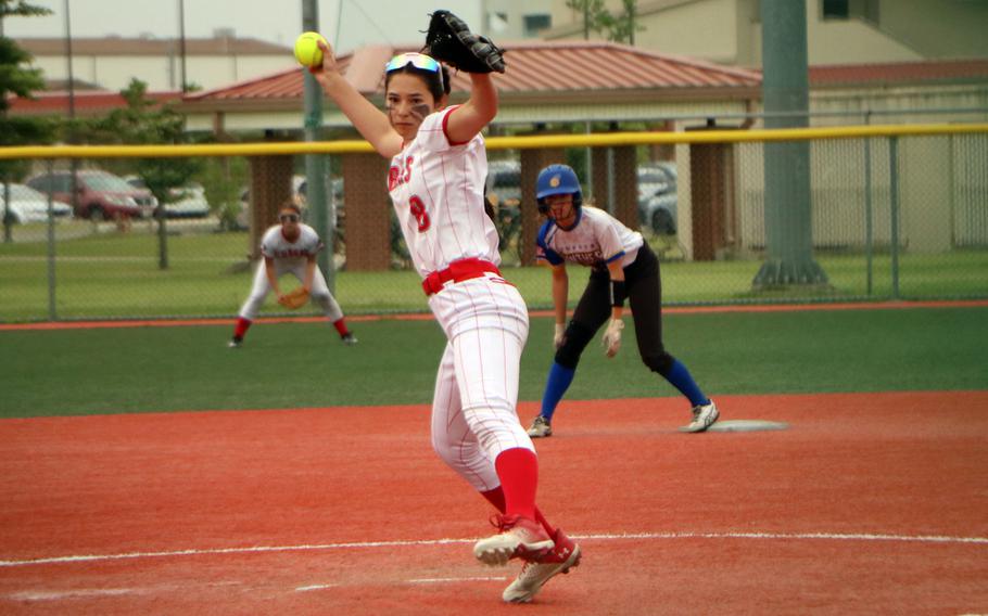 King right-hander Sarah Goleman delivers.