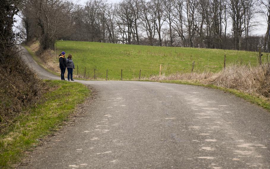 The planet walk leading to the Reiserberg sundial is about 4.3 miles long. It starts as a gravel path and eventually reaches the paved home stretch.