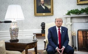 President-elect Donald Trump in the Oval Office of the White House for a meeting with President Joe Biden in November. MUST CREDIT: Jabin Botsford/The Washington Post