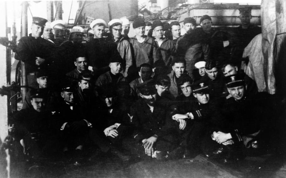 Survivors of the USS Jacob Jones after their rescue.  Jacob Jones was sunk off the Isles of Scilly by the German submarine U-53 on December 6, 1917.