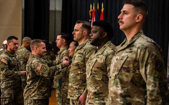 Sgt. Maj. of the Army Michael R. Weimer joined senior leaders of the U.S. Army Recruiting and Retention College and the U.S. Army Recruiting Command at a Dec. 21 ceremony at Olive Theater, Fort Knox, Kentucky, to honor the newest members of the recruiting force.