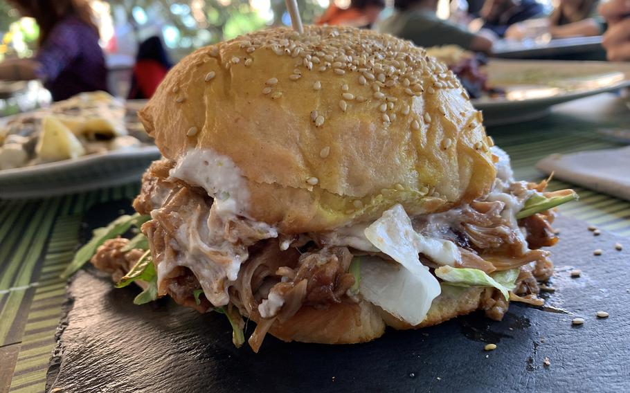 Ceylon sliders at Cavoli Nostri in Naples, Italy, feature barbecued jackfruit, a tangy dressing and lettuce. 