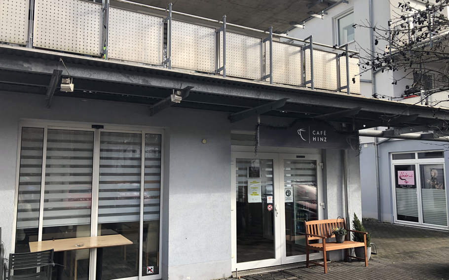 Cafe Hinz opened last May on the outskirts of Kaiserslautern in the German city’s Erzhutten district. The cafe is located on a quiet street and is open seven days a week for breakfast.