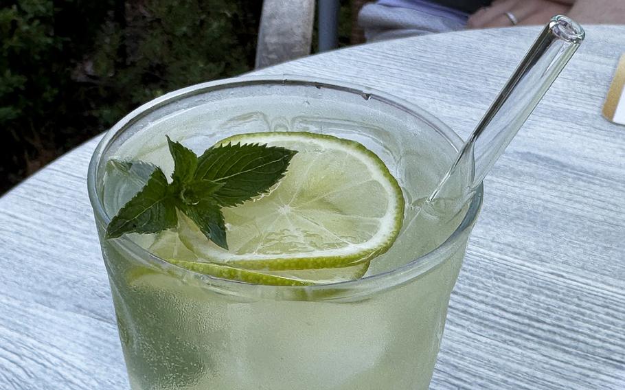 A cocktail made with bitter lemon, lime and mint.