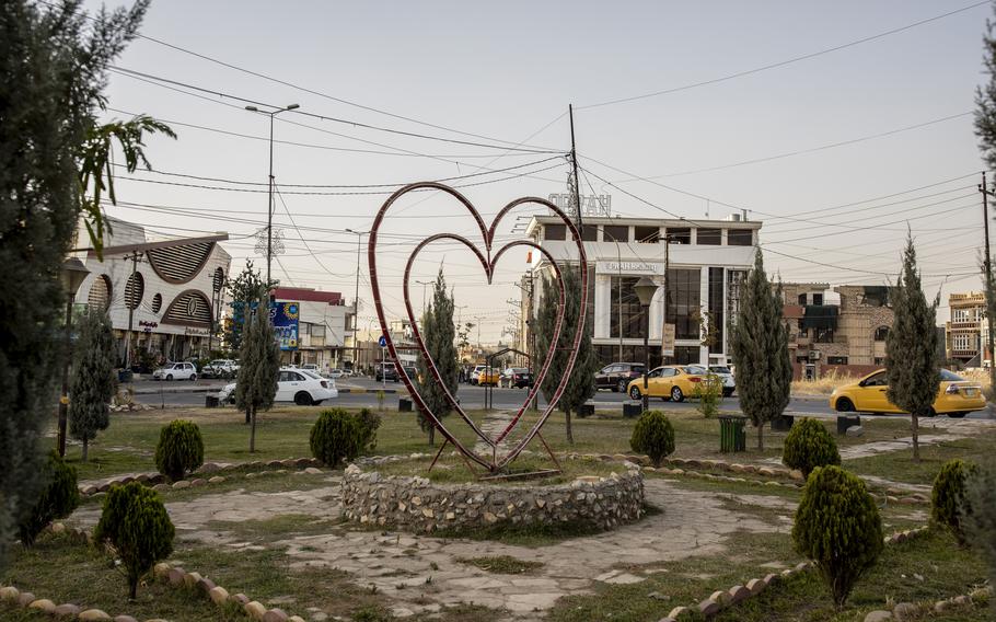 A heart-shaped sculpture in the Zohor area of eastern Mosul. 