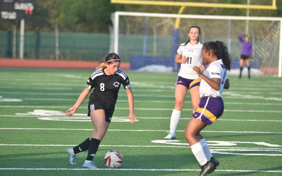 Vicenza’s Natalia Lopez has Bahrain’s Jasmin Courts on her toes Friday, April 12, 2024, during the Cougars’ 1-0 victory.