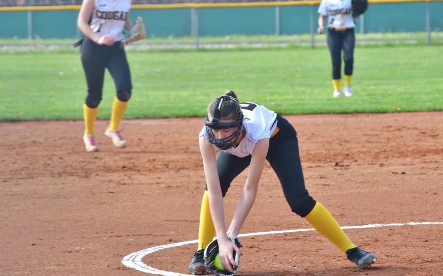 Ryelinn Cooper of the Vicenza Cougars fields a ground ball against the Rota Admirals on Caserma Del Din, Vicenza, Italy April 6, 2024. 