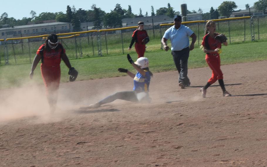 Wiesbaden's Stephanie Tanner steals second base during a game hosted by Wiesbaden on Saturday, May 14, 2022.