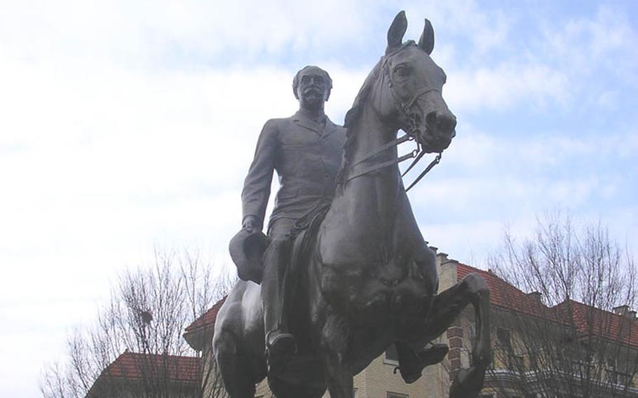 The Kentucky Supreme Court has agreed to consider a lawsuit that seeks to re-erect a statue of Louisville civic and military leader John B. Castelman, who fought for the Confederacy before later renouncing it.