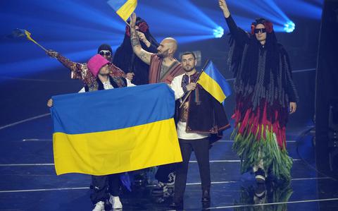 Український оркестр “Калош” переміг на Євробаченні в розпал війни