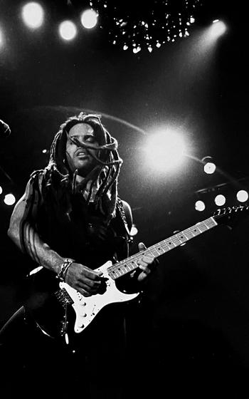 Lenny Kravitz in concert at the Festhalle in Frankfurt, Germany, March 1996.