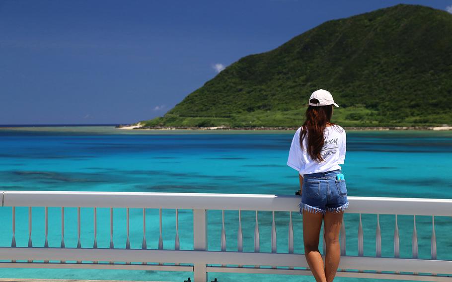 Iheya Island, about 80 minutes by ferry from Motobu Port, Okinawa, offers a  low-key island ambiance without an abundance of tourists. 
