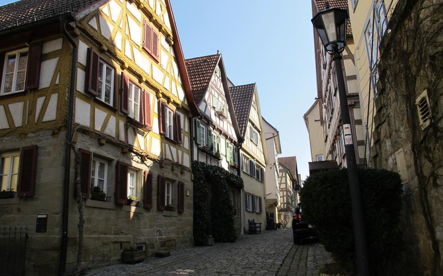 In Marbach, Mittlere Holdergasse is an interesting side street to wander. The narrow street is lined with old houses and small arts-and-crafts shops.