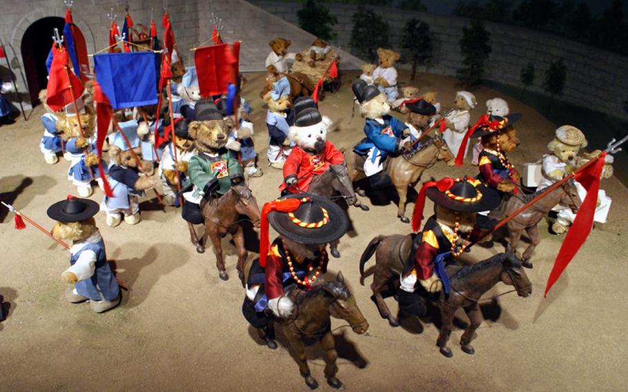 Teddy bears depict a set of ceremonies welcoming imperial envoys from China at the Teddy Bear Museum, located in Seoul.