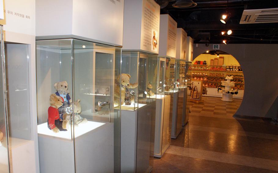 Teddy bears featured in the highly popular TV miniseries 'Gung or Palace' are exhibited at the Teddy Bear Museum.