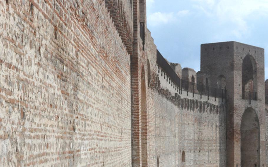If you  want to stump a local with a question, trying asking how many bricks there are in the walls surrounding the oldest parts of Cittadella, Italy.