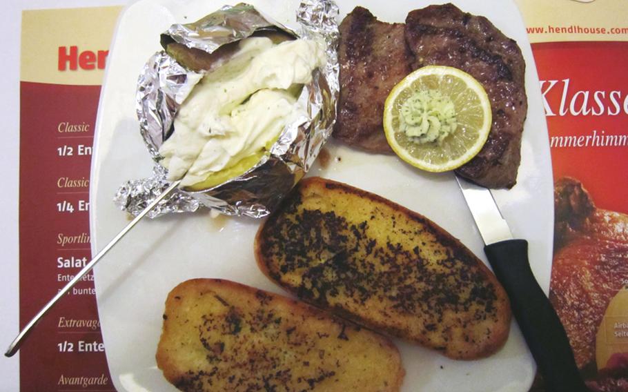 The HendlHouse restaurant in Böblingen also serves dishes like this ostrich steak with baked potato and toasted garlic baguette.