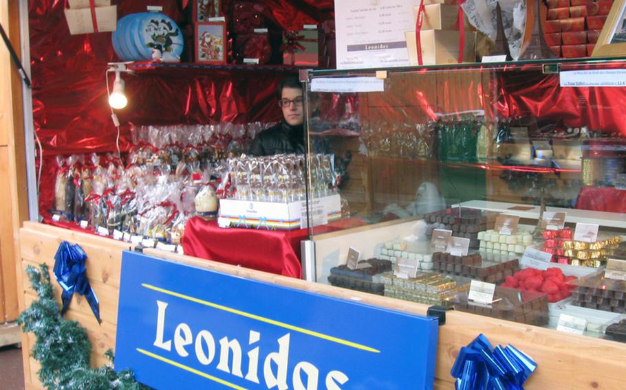 This stand at the Noël on the Trocadéro in Paris specializes in Belgian chocolate. The market features items from several European countries.