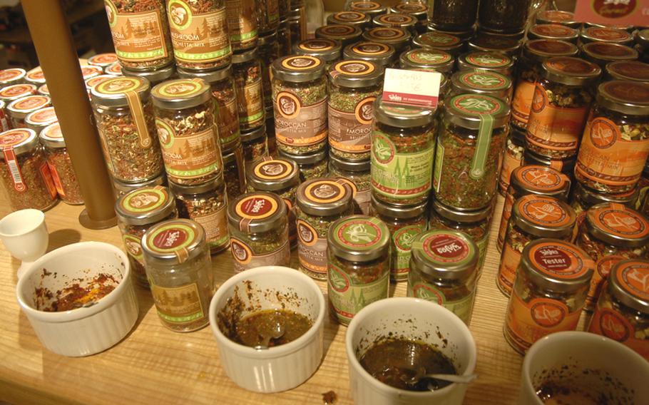 Some unique gift shops can be found at the Europa Galerie in Saarbr'cken, Germany, including Wajos Essig'le, where customers can purchase salsa mixes made in Germany. The mall, which opened in October, has 110 stores.