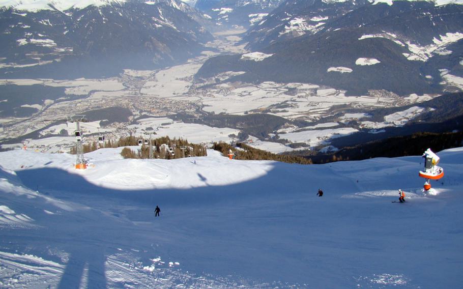 This steep run at Plan de Corones has been re-engineered into the gigantic Snowpark Kronplatz. The park is about the size of 10 football fields. It is one of 20 in the Dolomites with facilities for beginners through experts.