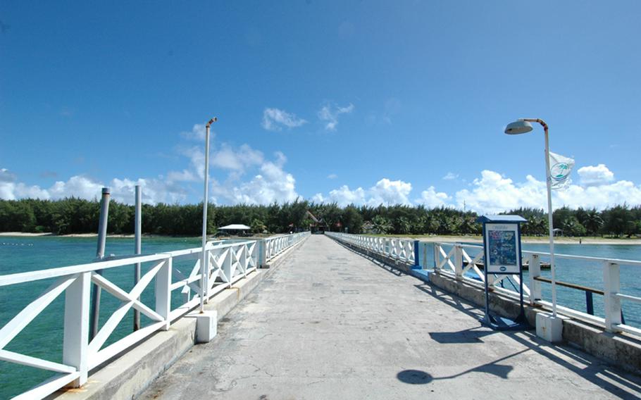 The dock leading to Cocos Island.