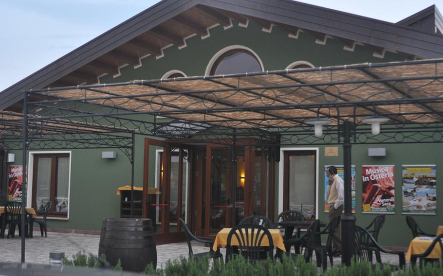 Parts of the Magredi ranch, such as the main restaurant, are new. Other parts date back several decades and can be visited by customers who come to eat or stay the night.