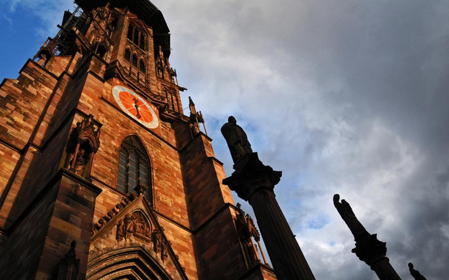 Swiss historian Jakob Burckhardt called the steeple of St. Martin Cathedral the most beautiful in Christiandom. The steeple was completed during the Middle Ages, which is unusual since most church towers in Germany were built after that period.