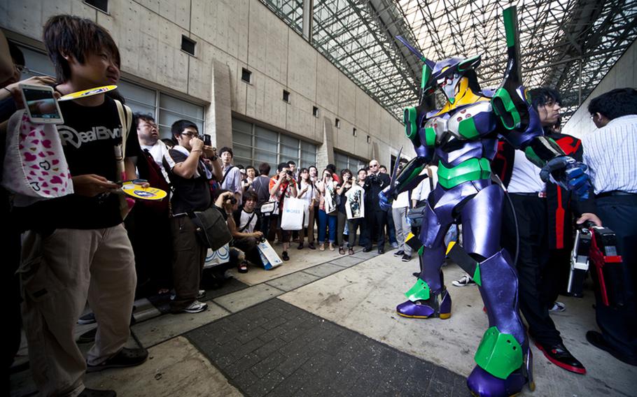 There were many cosplayers dressed in elaborate costumes  Saturday at the Tokyo Game Show 2011 held at Chiba Prefecture&#39;s Makuhari Messe convention center.