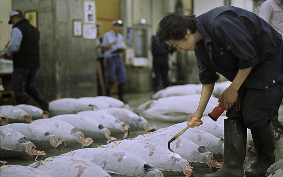 Only sashimi-grade tuna is sold at Tsukiji Fish Market's auctions, where chefs are willing to pay top dollar for the best fish. Tuna auctions begin at 5 a.m., but you should be there at 4:30 a.m. to ensure you get a spot. The outer market and restaurants begin opening at 5 a.m.; the inner market opens at 9 a.m. To apply for a tour, go to the first floor of the Fish Information Center by the Kachidoki Bridge entrance by 5 a.m. Tours are limited to 120 visitors a day. 