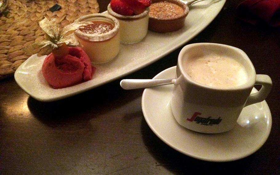 A nice cappucino was the perfect complement to the dessert variety plate at Tamarillo in Kaiserslautern.