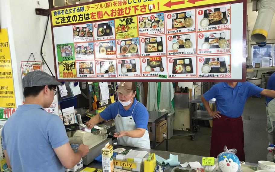 Payao may look like a mere pier-side cafeteria, but looks can deceive. The eatery serves some of the freshest and most delicious fish in Okinawa, Japan.