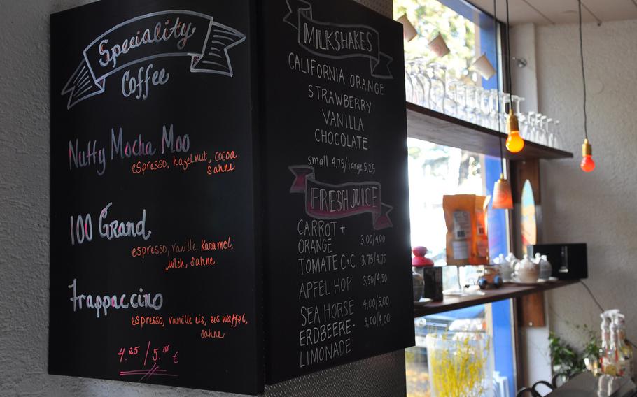 The Santa Monica Pastry Shop in Kaiserslautern, Germany, offers special coffee drinks, milk shakes and fresh fruit and vegetable juice, among other things.
