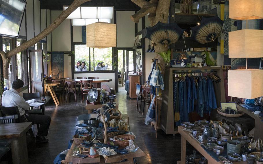 Ai Kaze's gift shop sells indigo-dyed items such as textiles and Okinawan pottery.