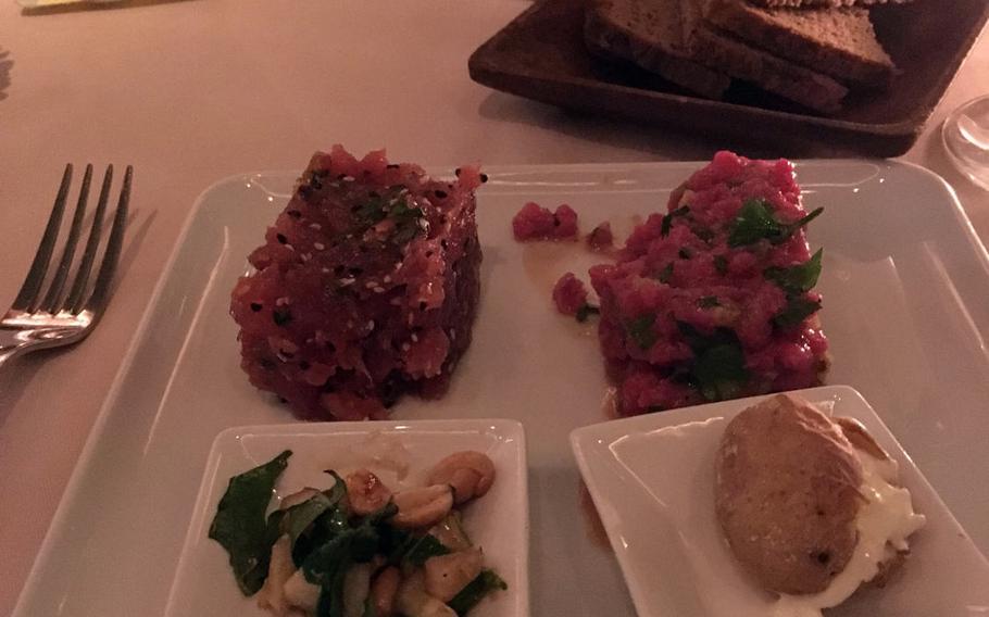 The Meatery, a steakhouse in downtown Stuttgart, offers a wide range of choice cuts. It also has a tartare menu, which can be ordered as a main dish or as an appetizer, such as this small serving.