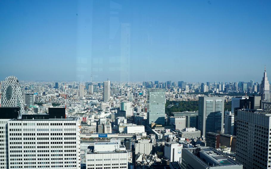The Tokyo Metropolitan Government Building offers sweeping views of Yoyogi Park and Meiji Shrine, Tokyo Dome, Tokyo Tower and Skytree, Roppongi Hills, Odaiba, Midtown Tower and more.
