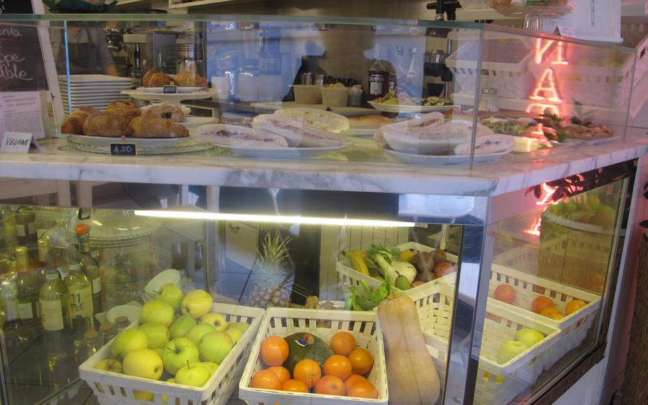 Caffe Natura in Vicenza, Italy, prepares made-to-order fresh juices.
