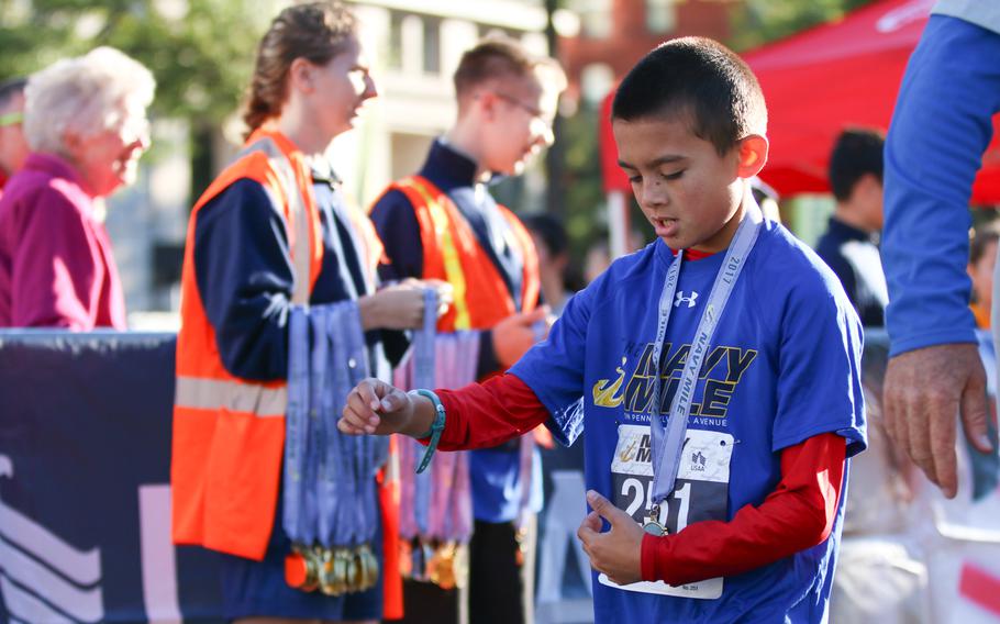 The annual Navy Mile fun run took place in Washington on Oct. 1, 2017, with runners of all ages turning out to participate.