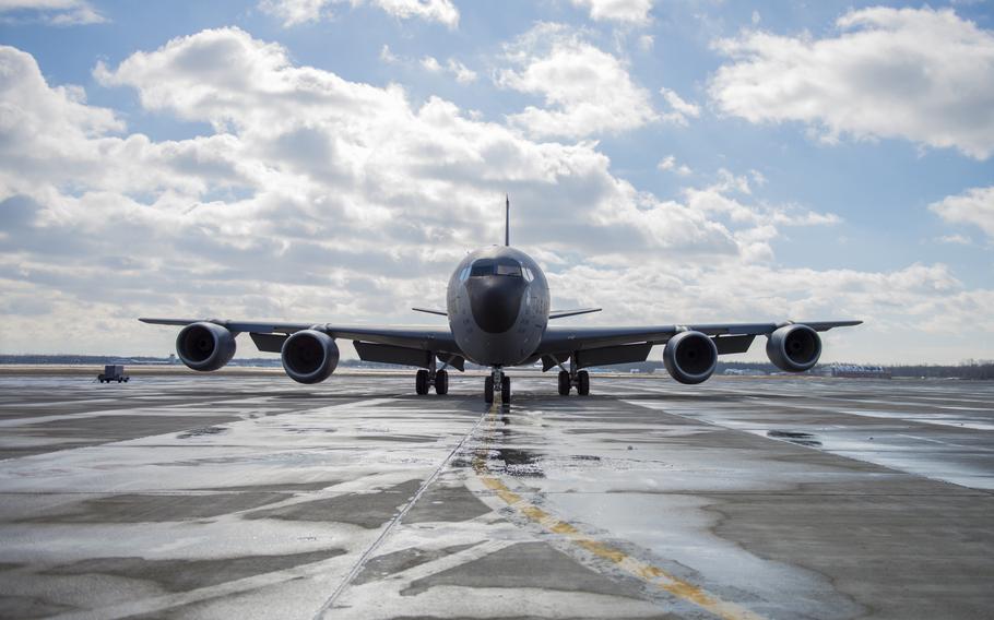A KC-135 Aircraft arrives at Niagara Falls Air Reserve Station on Feb. 2, 2017.