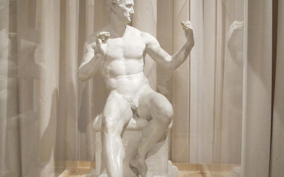 A gesso model for a statue of George Washington for the North Carolina Statehouse in Raleigh, designed by Antonio Canova, who was chosen for the commission on Jefferson's advice, is also part of the exhibition exploring Palladio's influence on Jefferson's architecture.