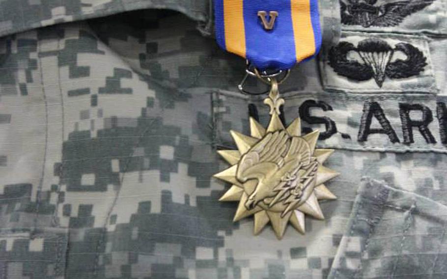 Army Air Medal with "V" device for valor. Courtesy of U.S. Army
